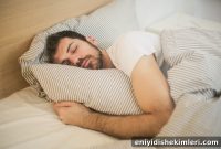 How Sleep Apnea Impacts Dental Implants: Risks and Solutions