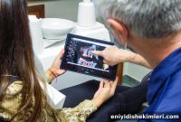How to Choose the Right Tooth Replacement: Implants, Bridges, or Dentures