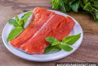8 Surprising Superfoods That Strengthen Your Teeth and Gums