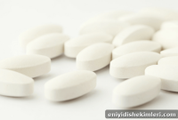 Antibiotics Before Tooth Extraction for Heart Valve and Infection Risk