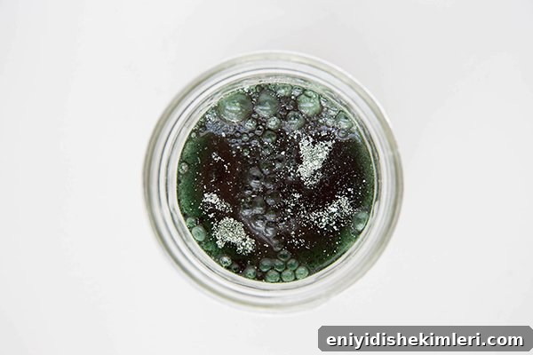 Make-Your-Own pH-Balancing Mouth Rinse for Fresher Breath 4 mouth rinse