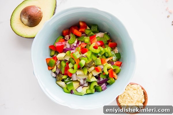 Quick Paleo Tuna Salad Ready in 5 Minutes 4 5-minute paleo tuna salad step 2